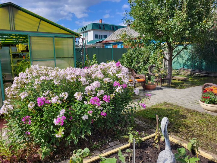 Дом 70 м² на участке 5,3 сот.