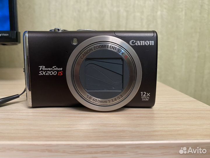 Фотоаппарат Canon PowerShot SX 200 IS