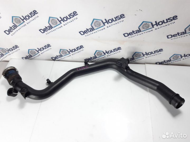 Патрубок интеркулера Volkswagen Touareg 3.0 TDI