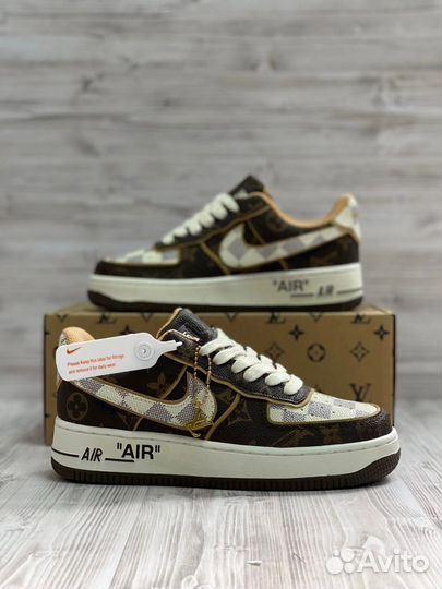 Кроссовки Nike Air Force x Louis Vuitton