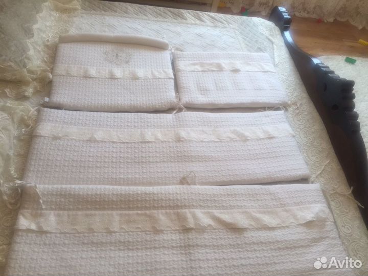 Бортики на кроватку