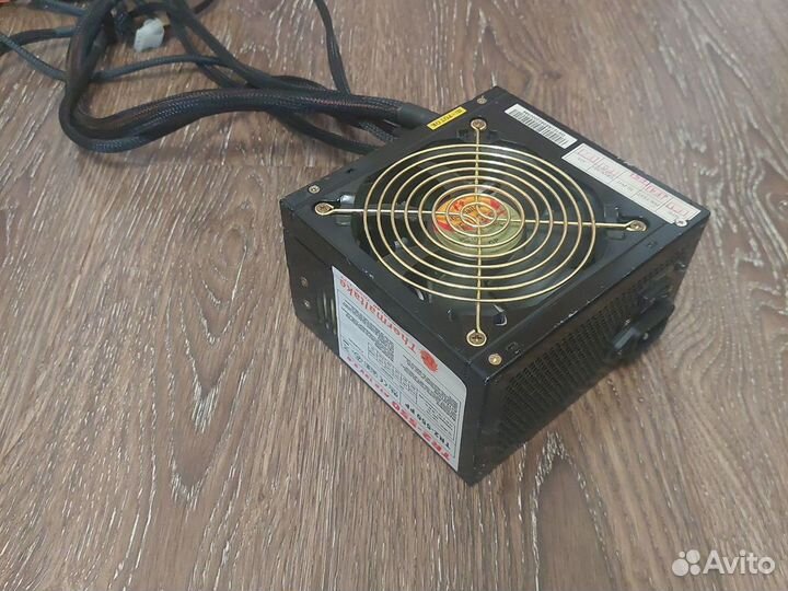 Блок питания thermaltake 550w