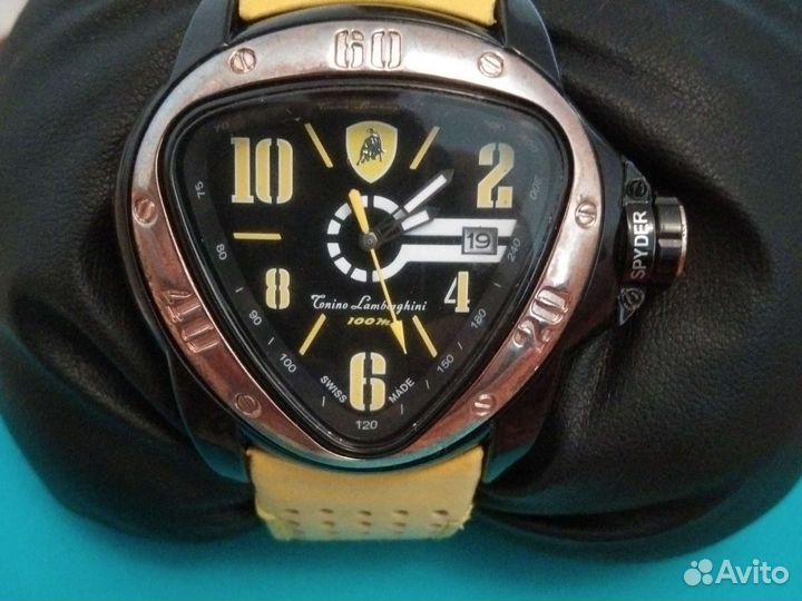 Часы tonino lamborghini