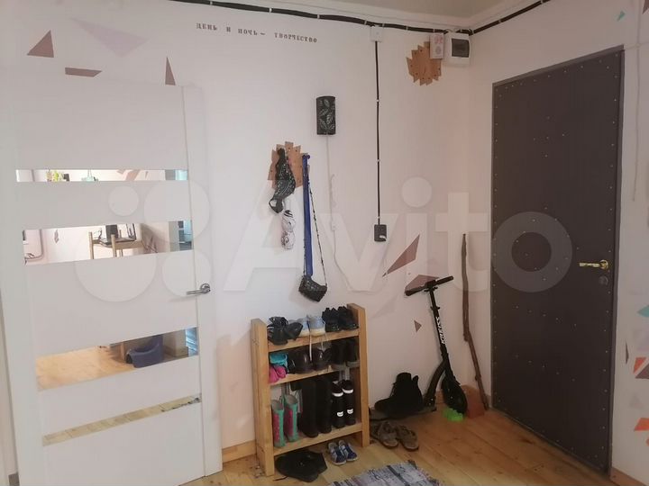2-к. квартира, 42,7 м², 2/5 эт.