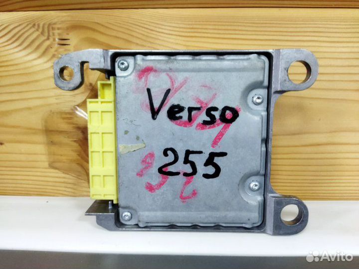 Блок SRS Toyota Corolla Verso 2008