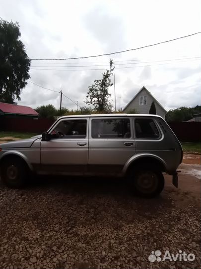 LADA 4x4 (Нива) 1.7 МТ, 2011, 124 000 км