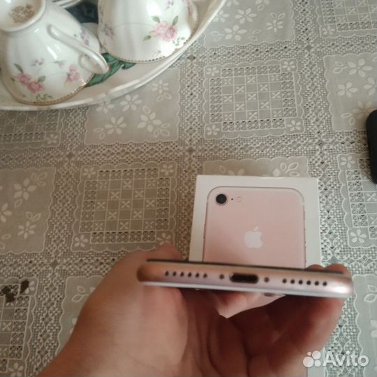 iPhone 7, 128 ГБ