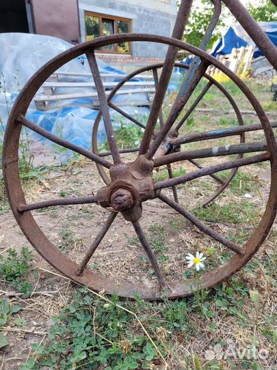 Старинная тележка