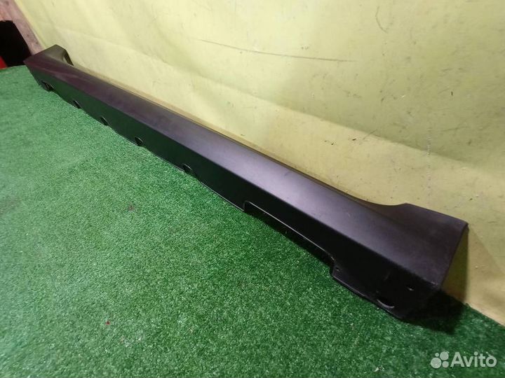 Накладка порога правая Kia Picanto 3 JA 2017