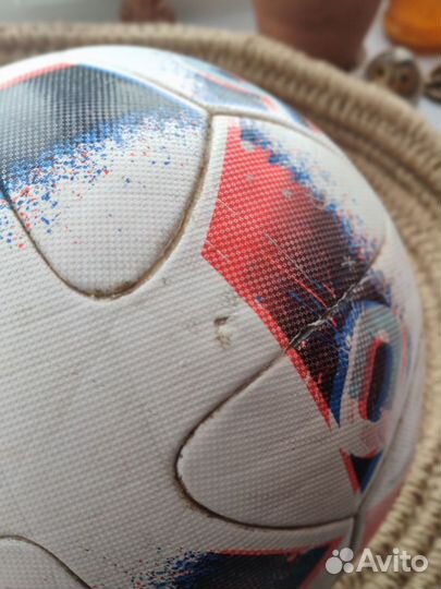 Футбольный мяч adidas Fracas Euro 2016