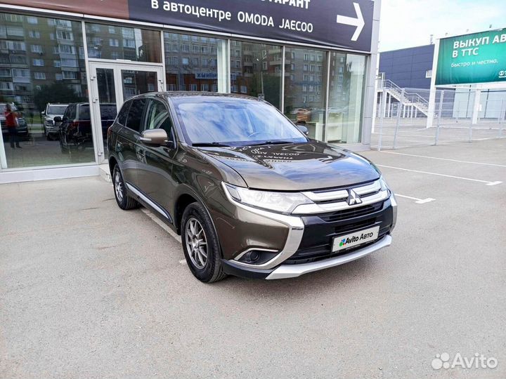 Mitsubishi Outlander 2.0 CVT, 2016, 212 873 км