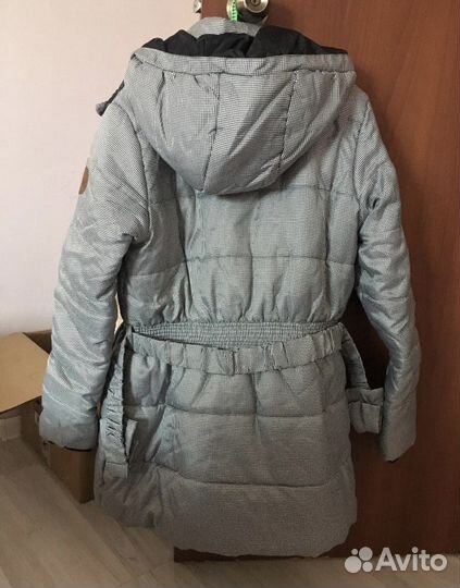 Новая Куртка зимняя на подростка 158р
