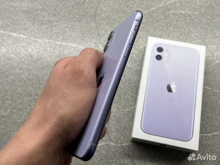 iPhone 11, 64 ГБ