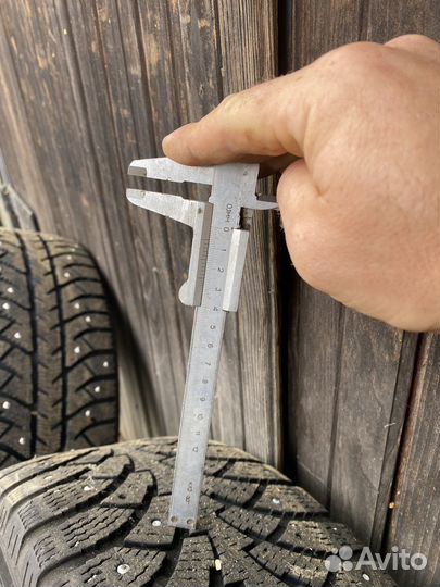 Bridgestone Ice Cruiser 7000 205/55 R16