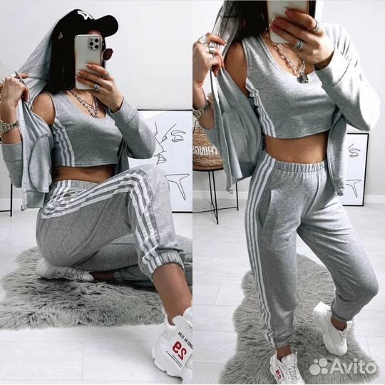 Спортивный костюм женский