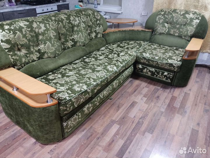 Угловой диван бу