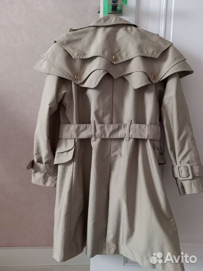 Плащ для девочки Burberry на рост 128