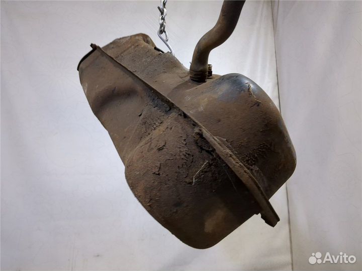 Бак топливный Mitsubishi L200, 2010