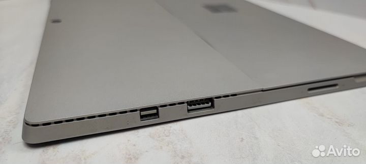 Планшет microsoft surface pro 4