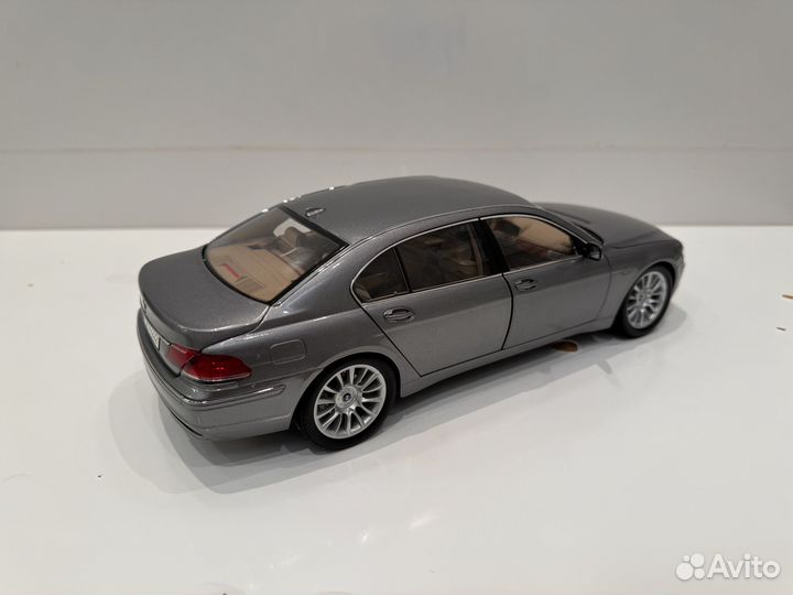 Модель 1 18 BMW E66 Kyosho