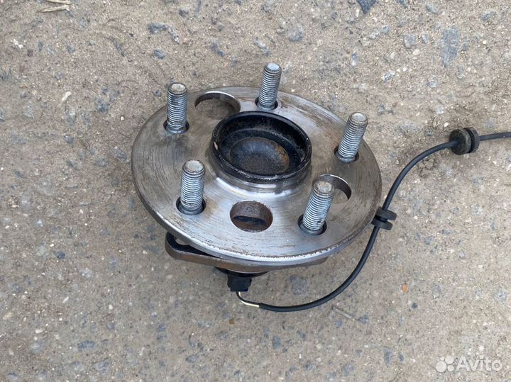 Ступица задняя новая Тойота Королла 150