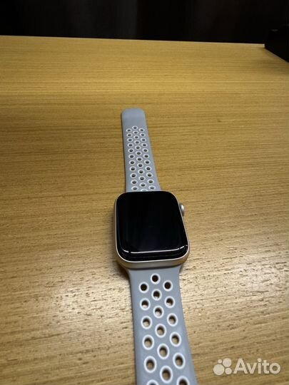 Часы Apple Watch SE 2 44mm