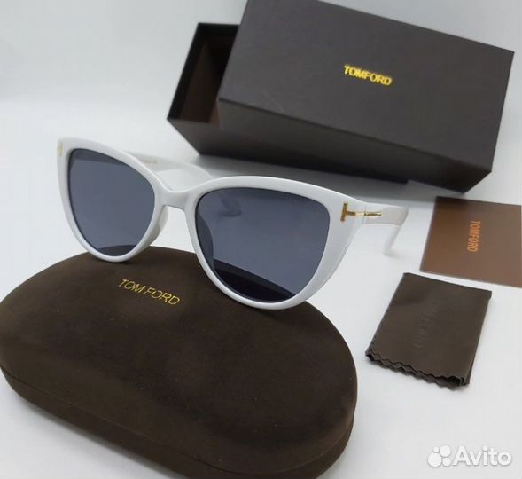 Солнцезащитные очки Tom Ford
