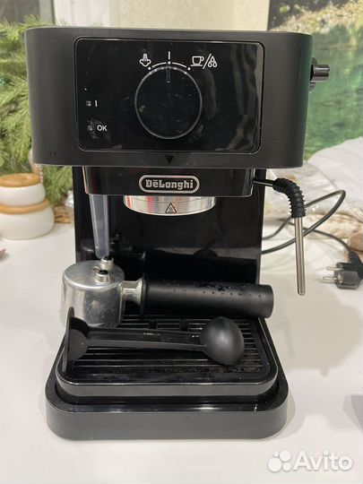 Кофеварка Delonghi EC230 BK