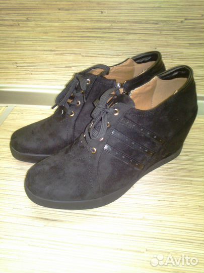 Туфли на горке 38 р-р