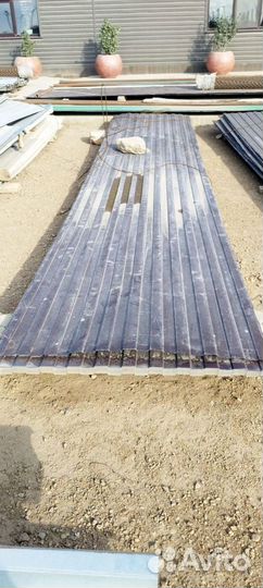 Профнастил С10 0,5 Quarzit lite RAL 7024 мокрый ас