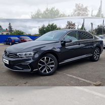 Volkswagen Passat 1.4 AMT, 2021, 75 000 км, с пробегом, цена 2 699 999 руб.