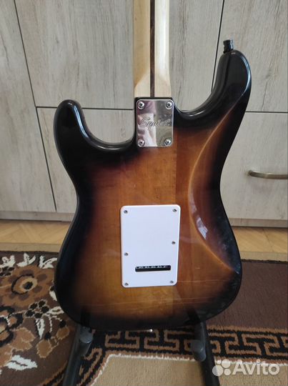 Электрогитара fender squier bullet Stratocaster