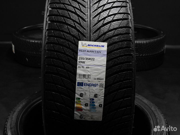 Michelin Pilot Alpin 5 SUV 285/30 R22 и 255/35 R22 92W
