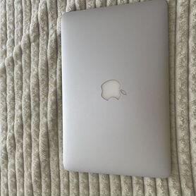 Apple MacBook A1370