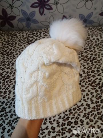 Шапка женская белая