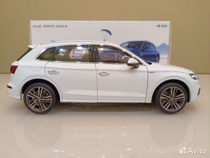 Audi Q5 II (2016-2020г) 1:18 Белый