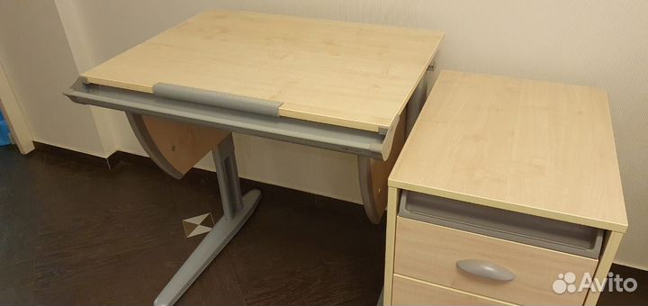 Растущая парта-трансформер