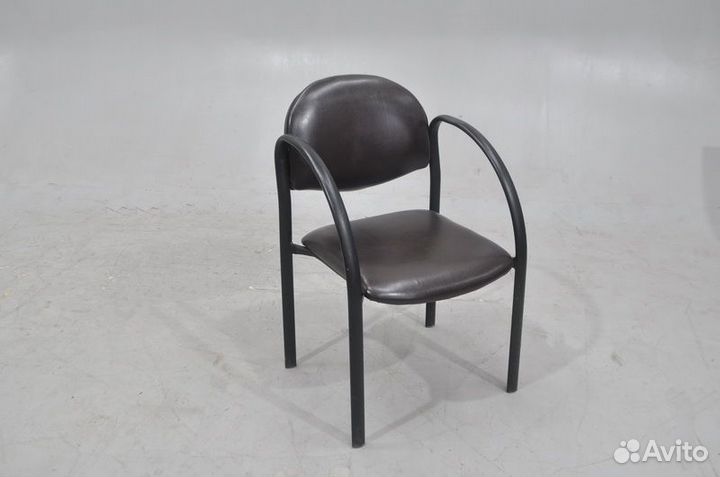 Кресло для переговорной