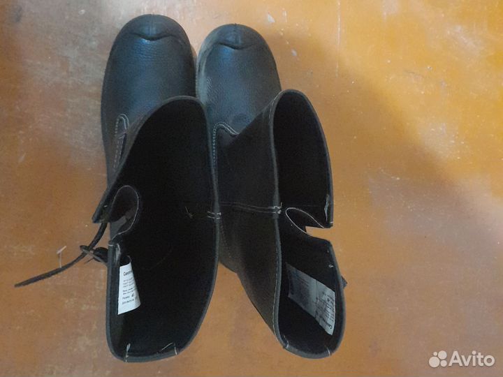 Продажа спец обуви