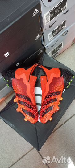 Футбольные бутсы adidas predator