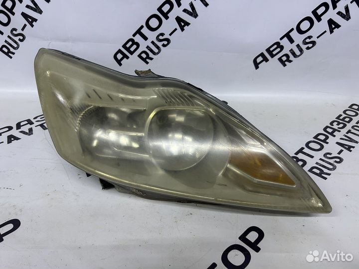 Фара правая Ford Focus 2 рестайлинг