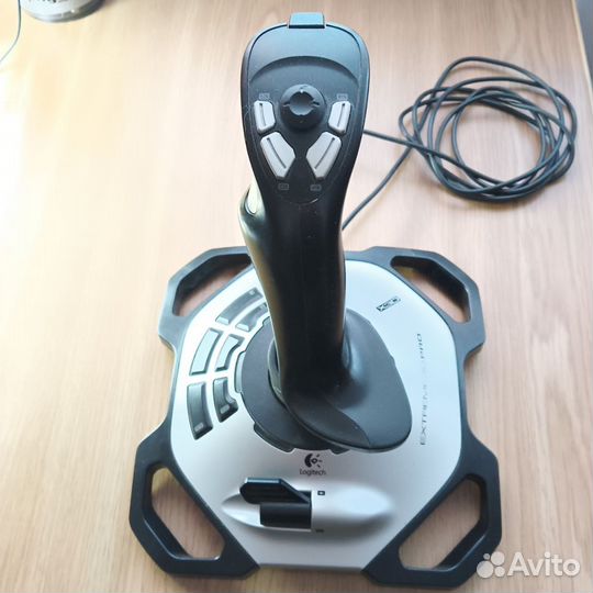 Джойстик Logitech Extreme 3D Pro