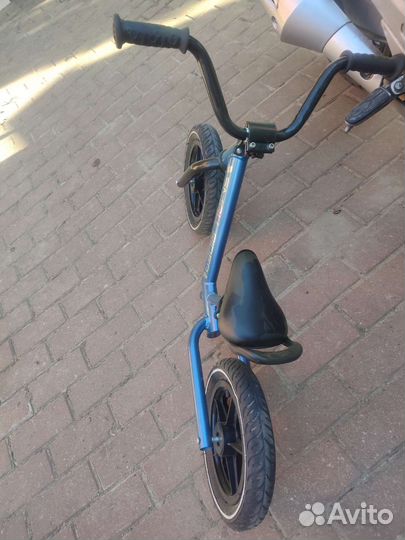 Продам беговел