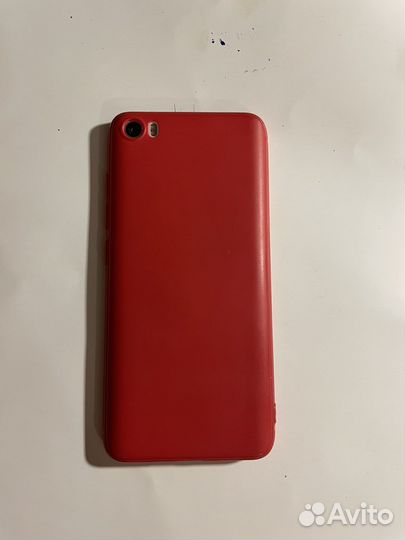 Телефон Xiaomi Mi 5
