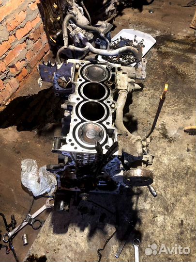 Двигатель QR25de Nissan extrail