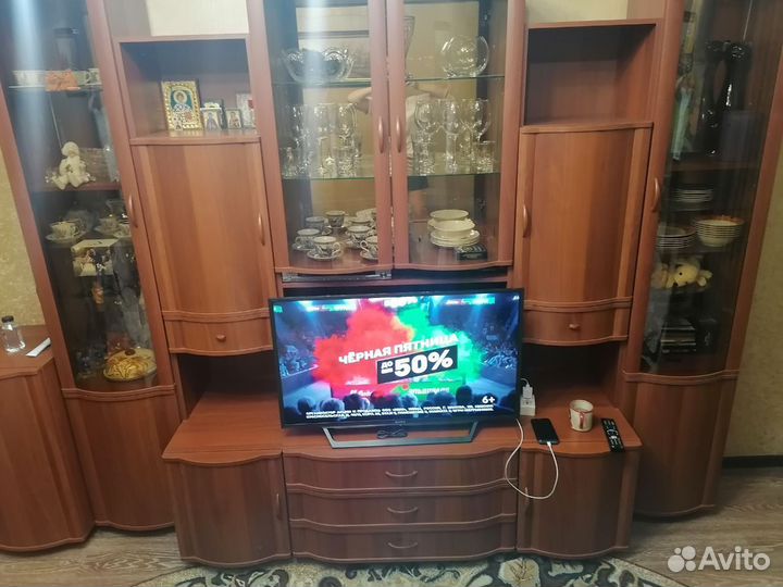 Стенка в гостиную