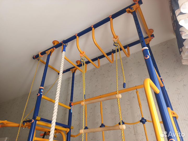 Продам спортивный уголок