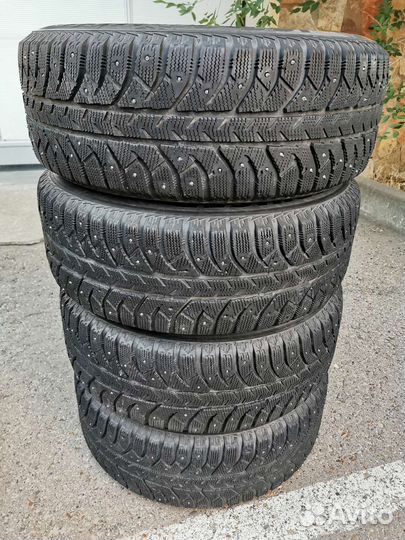 Запасное колесо Mercedes-Benz. Запаска Мерседес