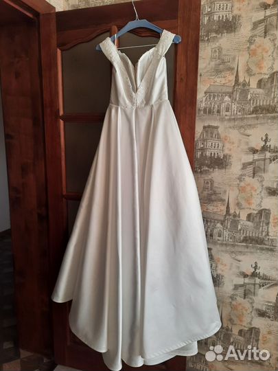 Свадебное платье 42 размер