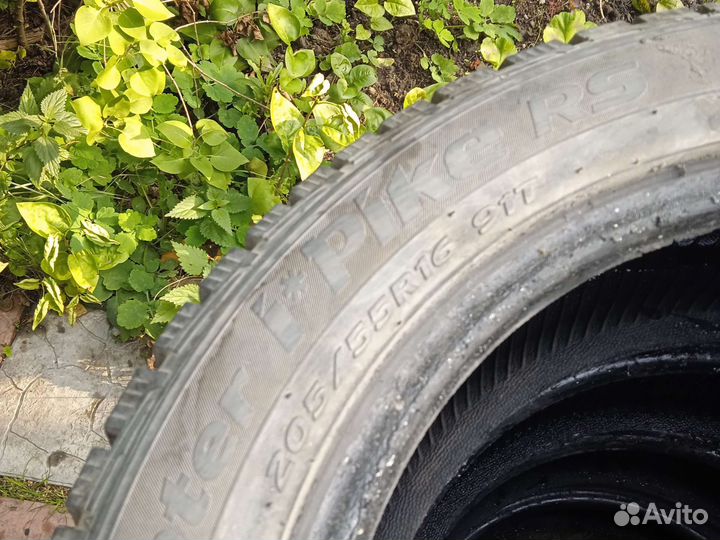 Hankook Winter I'Pike RS W419 205/55 R16